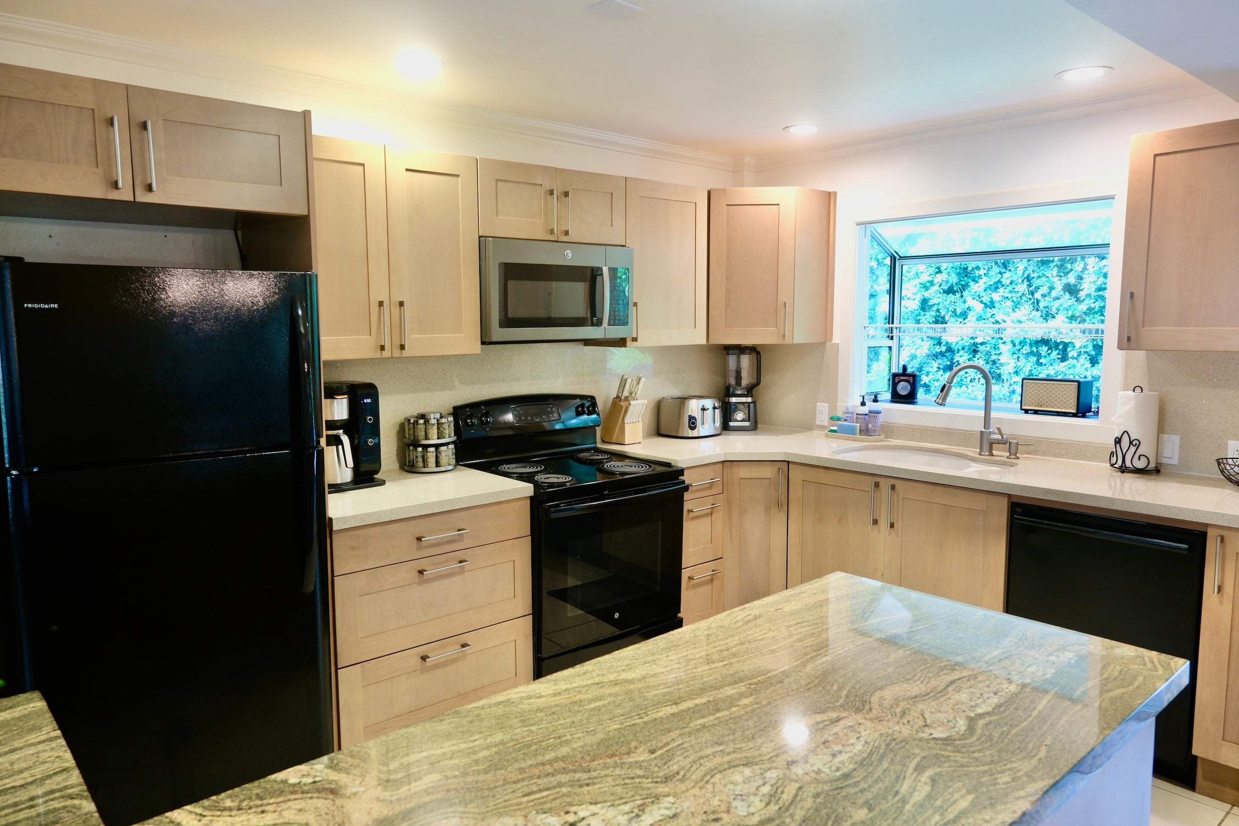 The North Shore Beach Hale